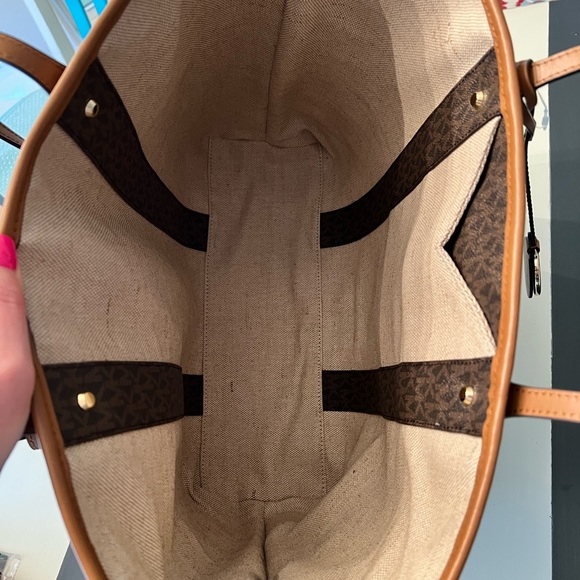 NWT Michael Kors Eva Large Logo Stripe Tote Bag - Picture 4 of 5